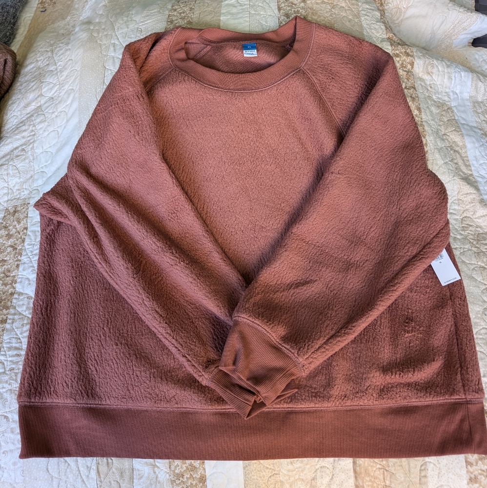 XL Old Navy rust brown teddy sweatshirt (New w/ tag!)